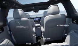 问界m9最新爆料内饰,豪华科技与舒适并重，引领未来智能出行新风尚”