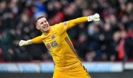 曼联门将爆料最新视频,最新视频曝光球队幕后真相！”