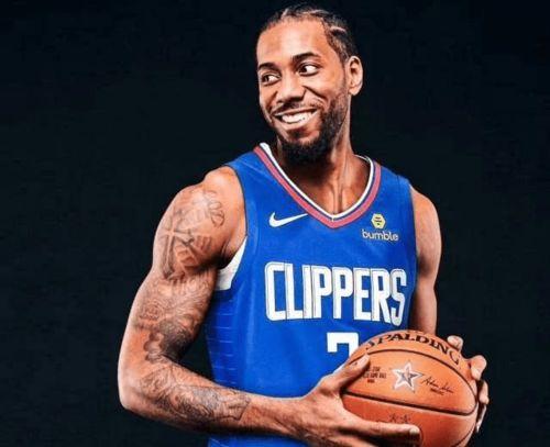 沃神最新爆料伦纳德,伦纳德转会动态揭秘，新赛季去向引热议！”